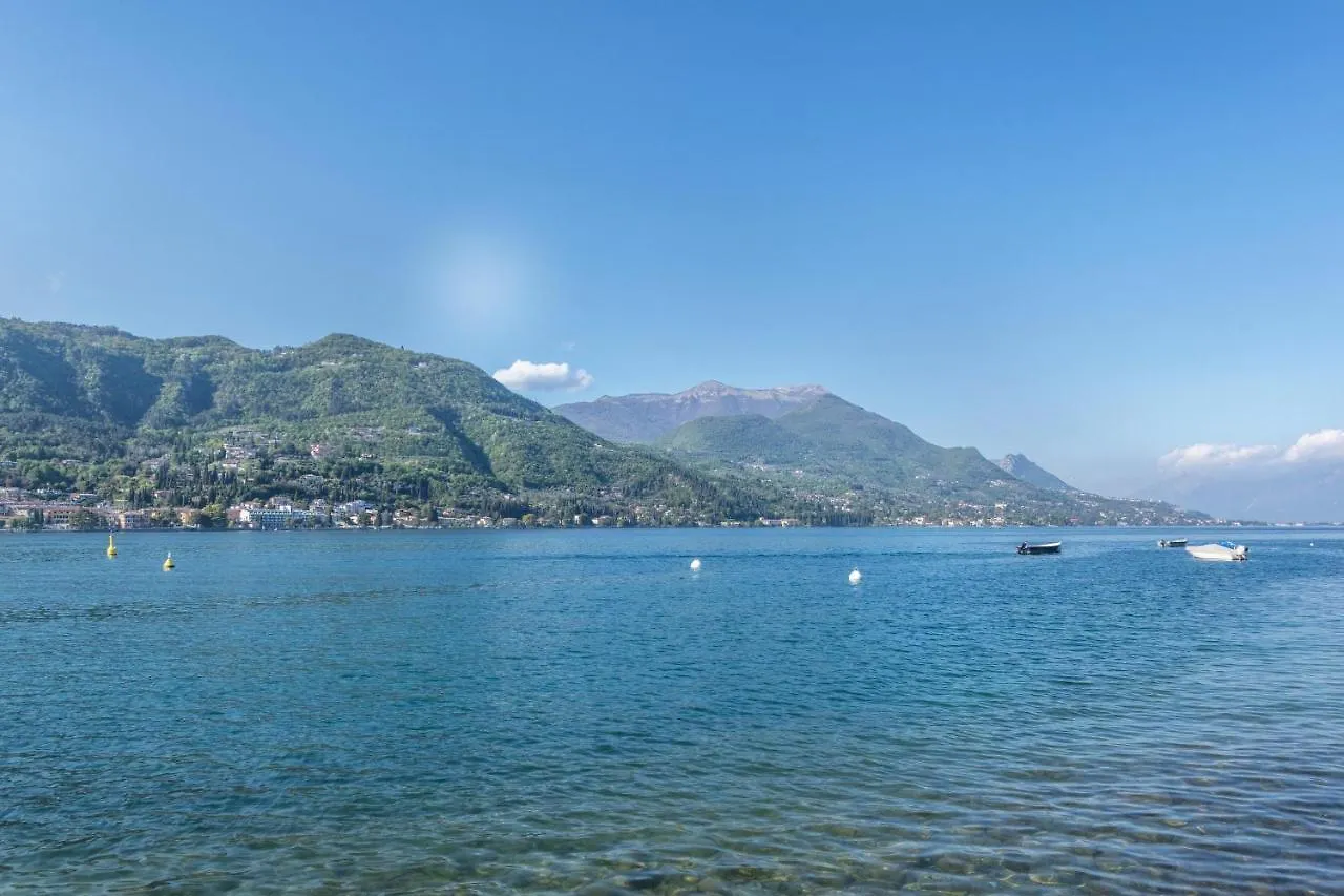 L Affaccio Sul Golfo Villa San Felice del Benaco 0*,  Italy